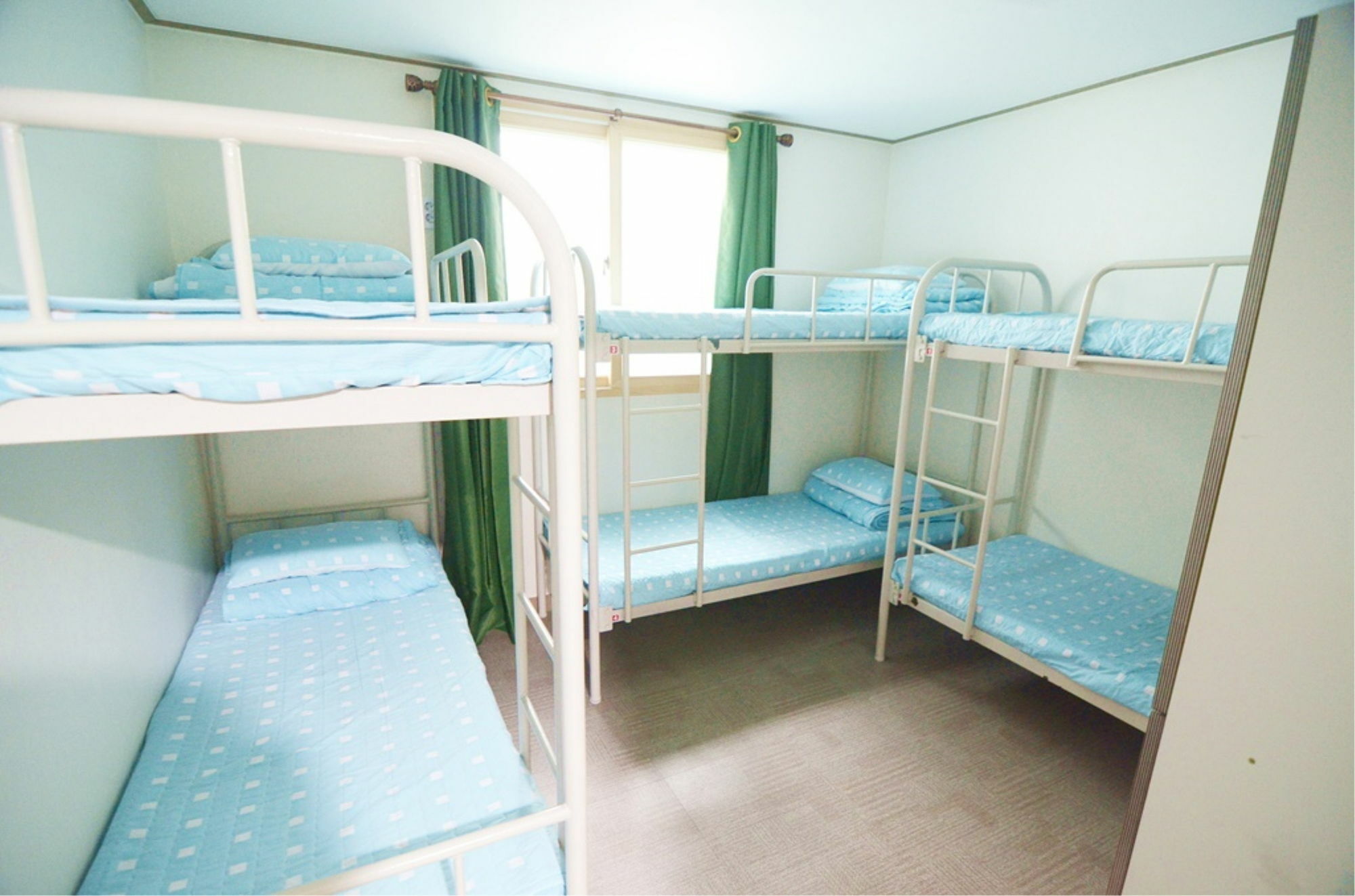 Kimchee Downtown Guesthouse ソウル特別市 エクステリア 写真